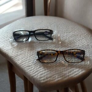 SET OF 2 +1.75 READING GLASSES BLACK & TORTOISE SHE READERS CHEATERS